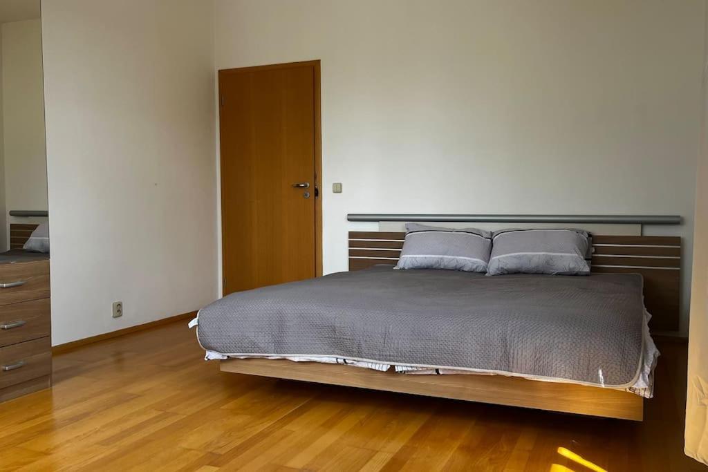 Apartment Hurka - 15 Min Do Centra, Garaz Prague Exterior photo